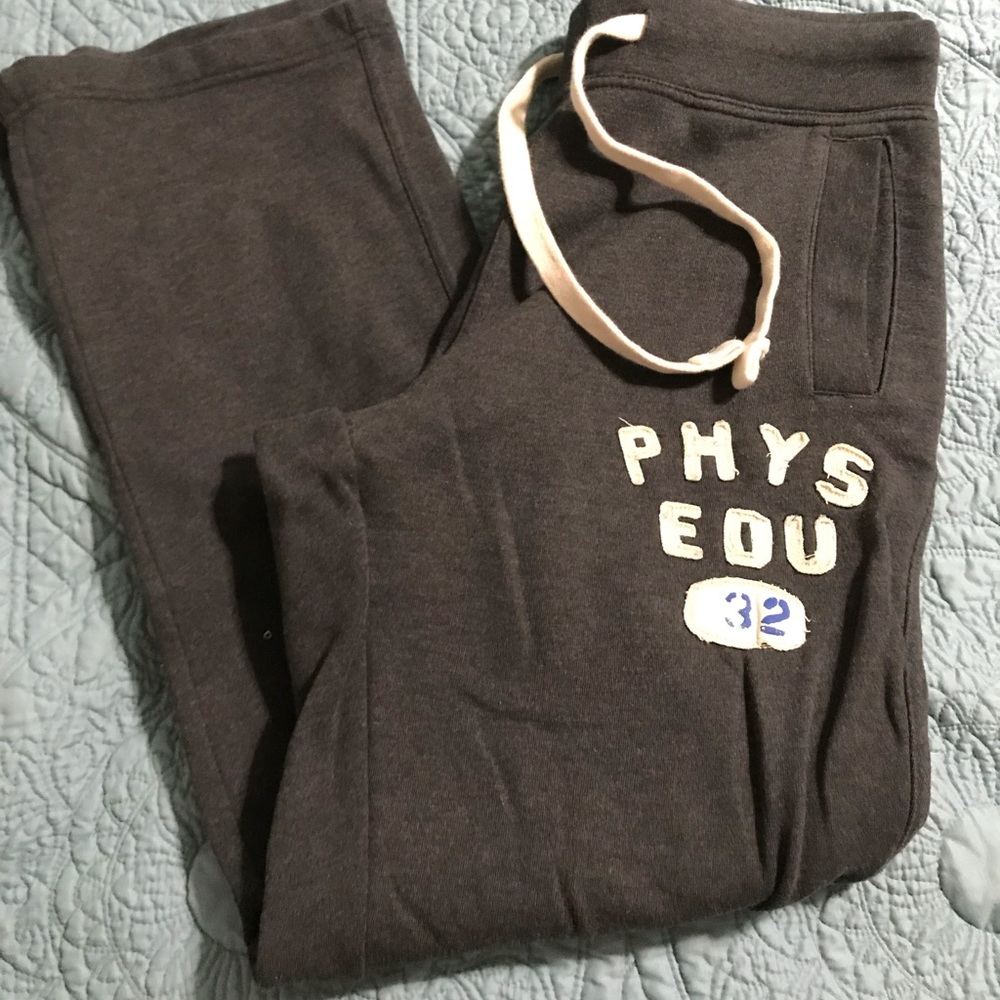 Athletic sweatpants